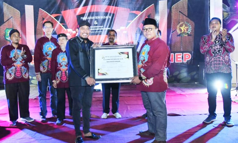 FOTO BUPATI